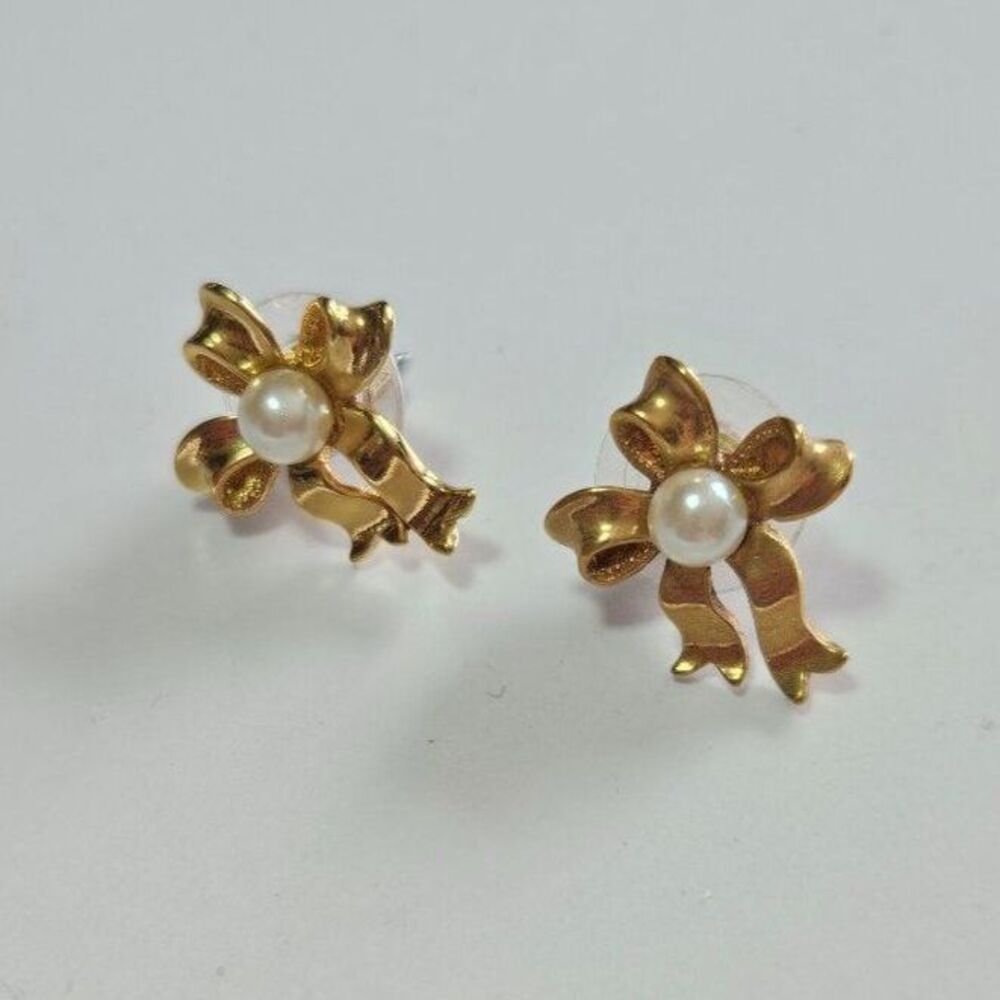 Vintage Avon gold tone bow earrings faux pearl